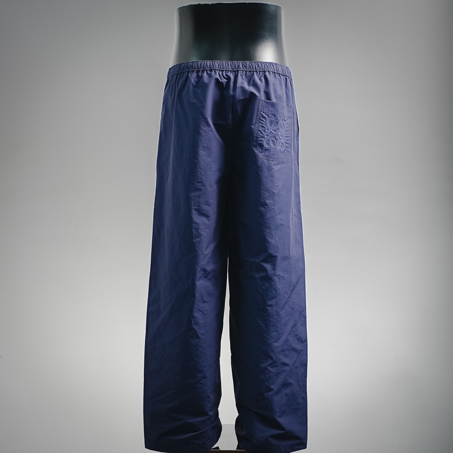 Loe casual embroidered pants