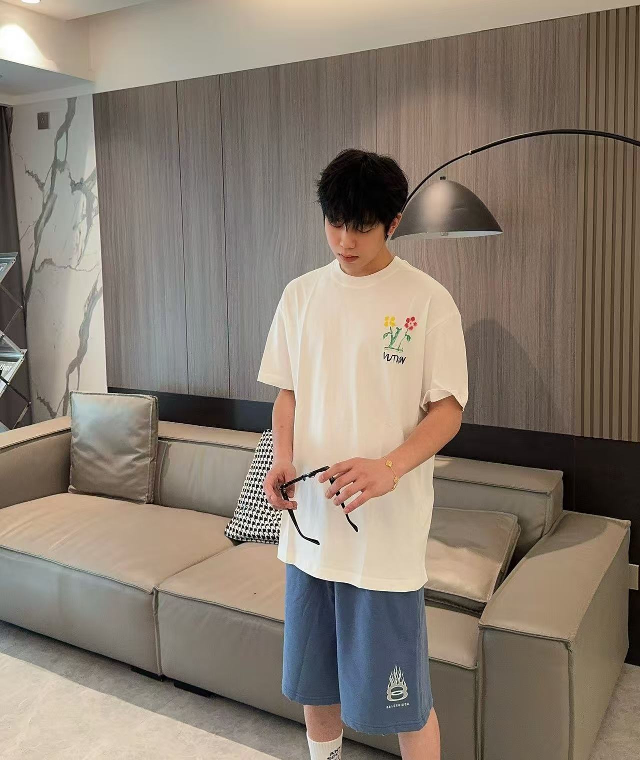 Louis graffiti-print t-shirt