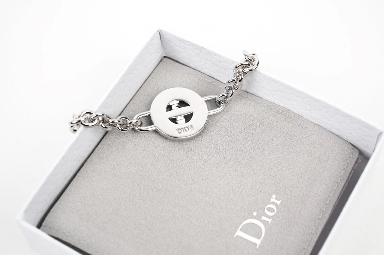 D1o x Stone bracelet