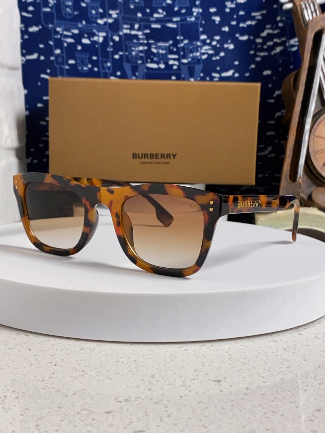 Bur sunglasses