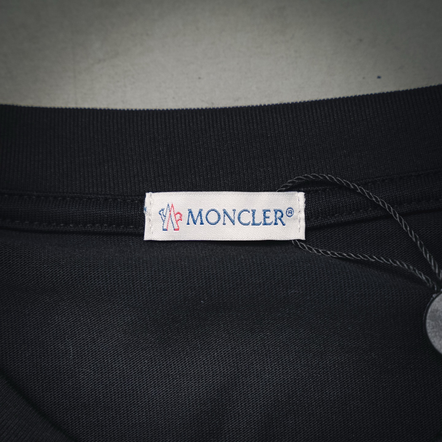 Mon embroidered badge t-shirt
