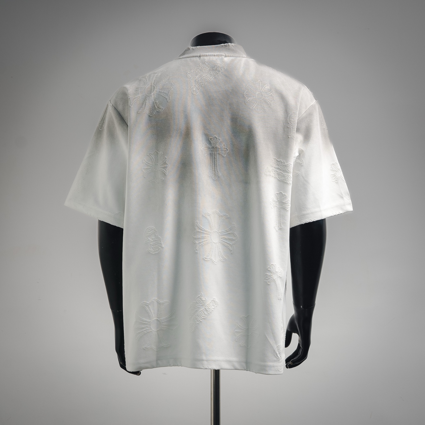 Chrome embossed cross washed t-shirt