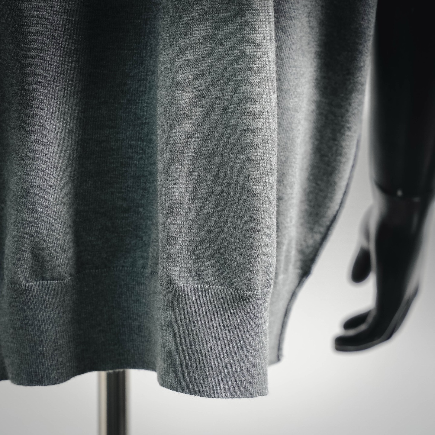 Bur embroidered knit Polo