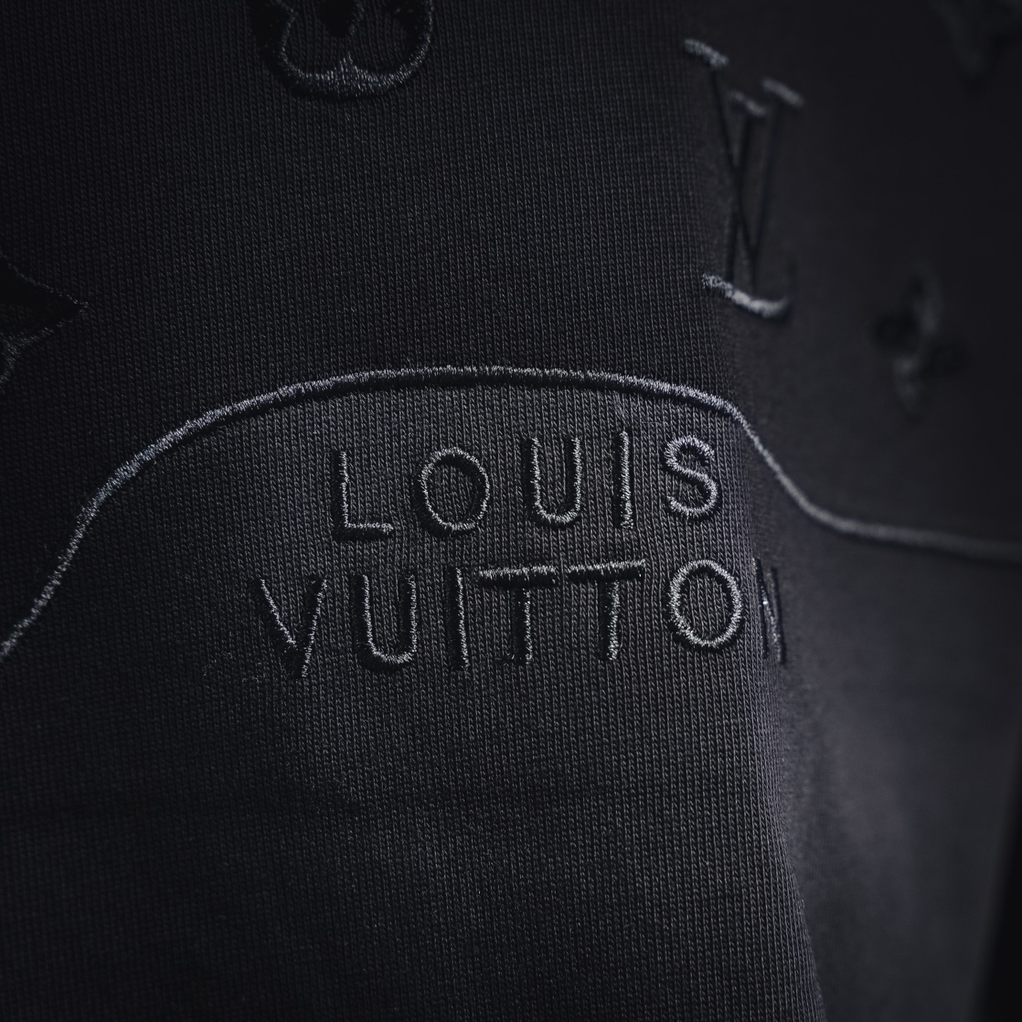 Loui embroidery t-shirt