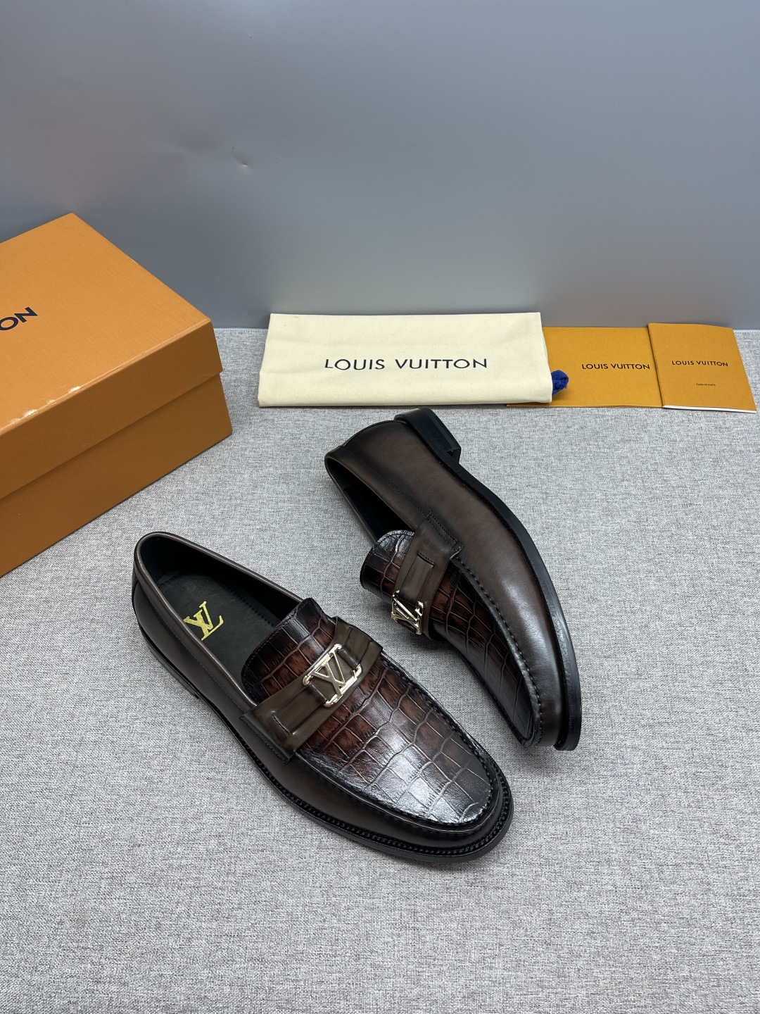 Louis letther shoes