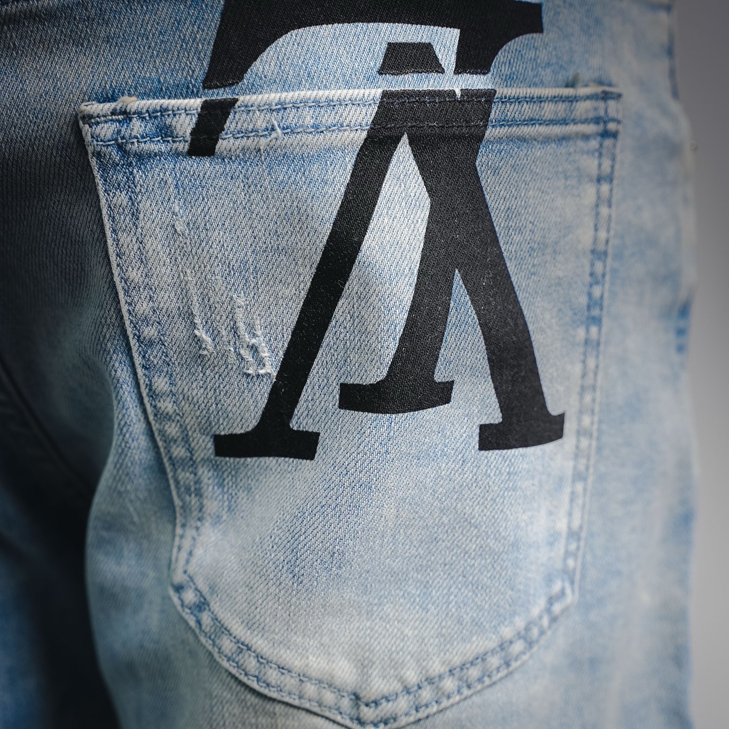 Louis lightwash slim jeans