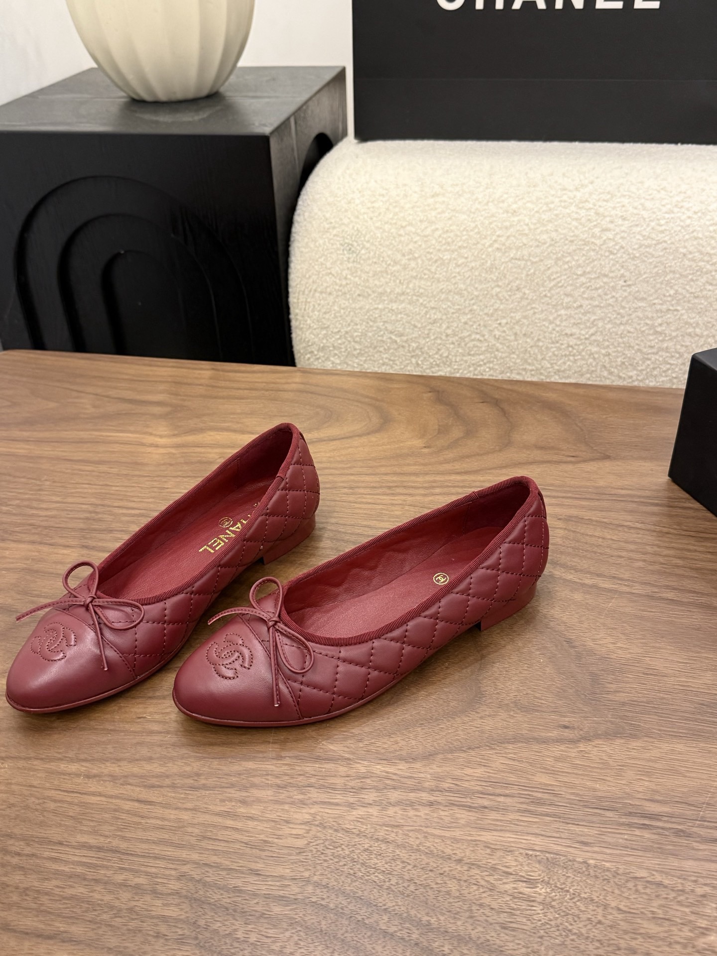Chan 26fw flat shoes