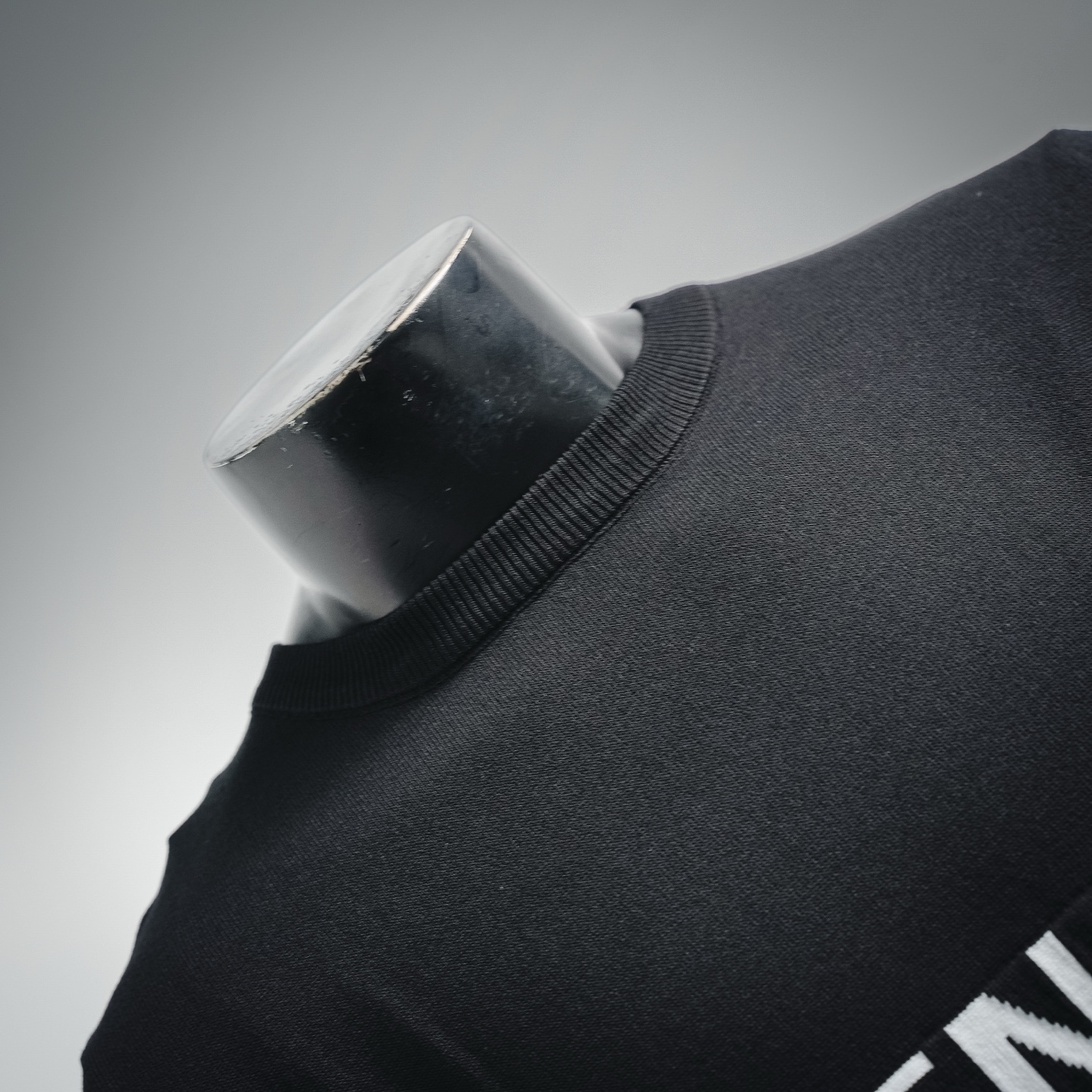Given jacquard knit t-shirt