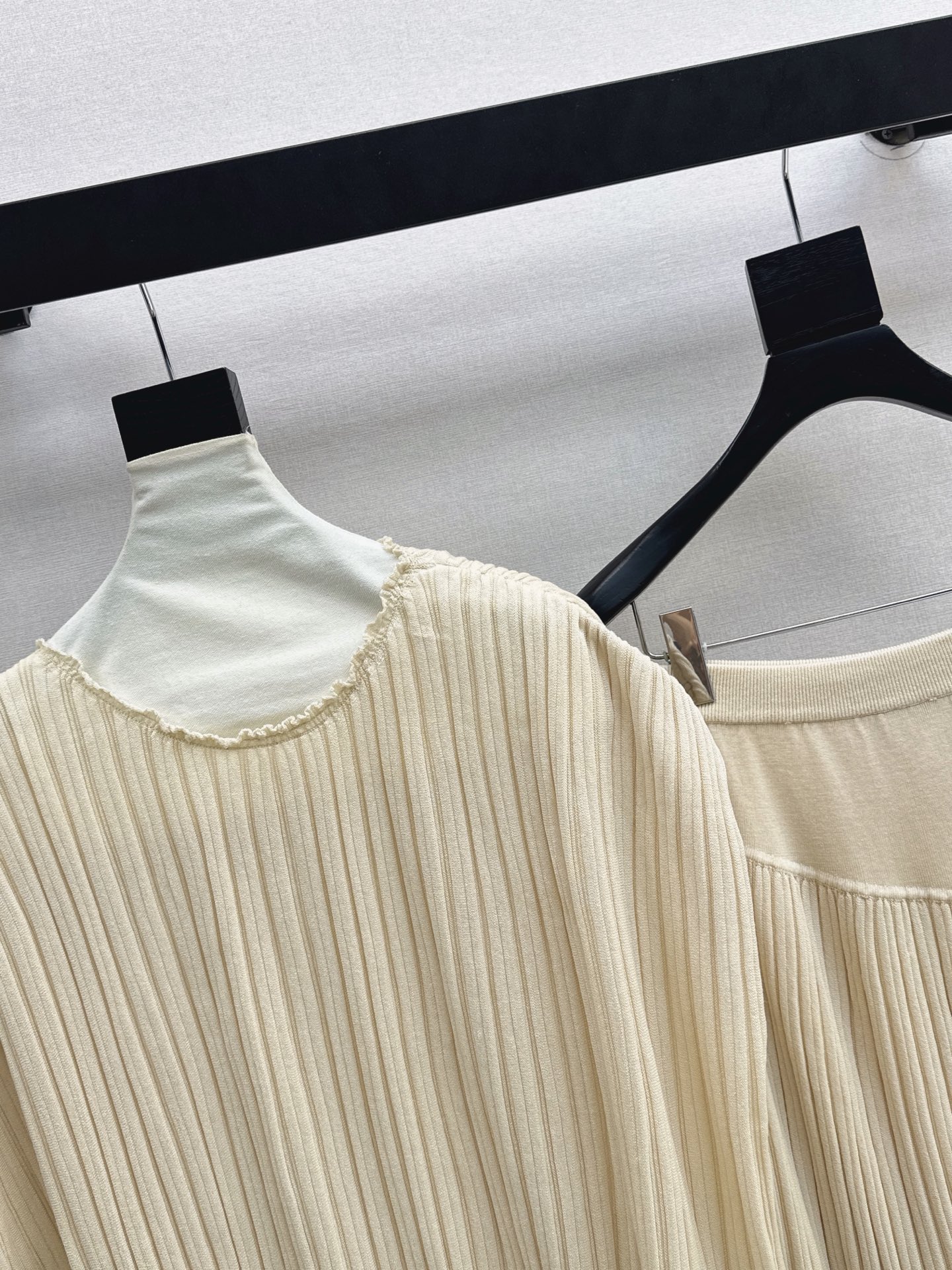 Brun 26ss knit cape knitwear skirt sets