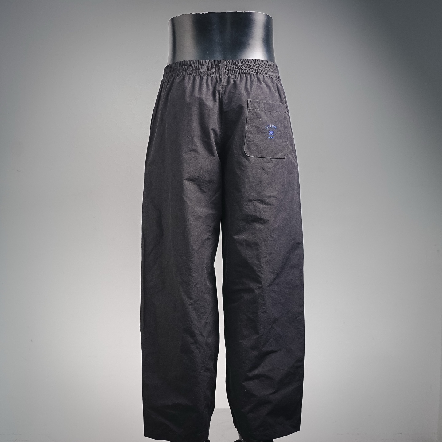 Cel embroidered pants