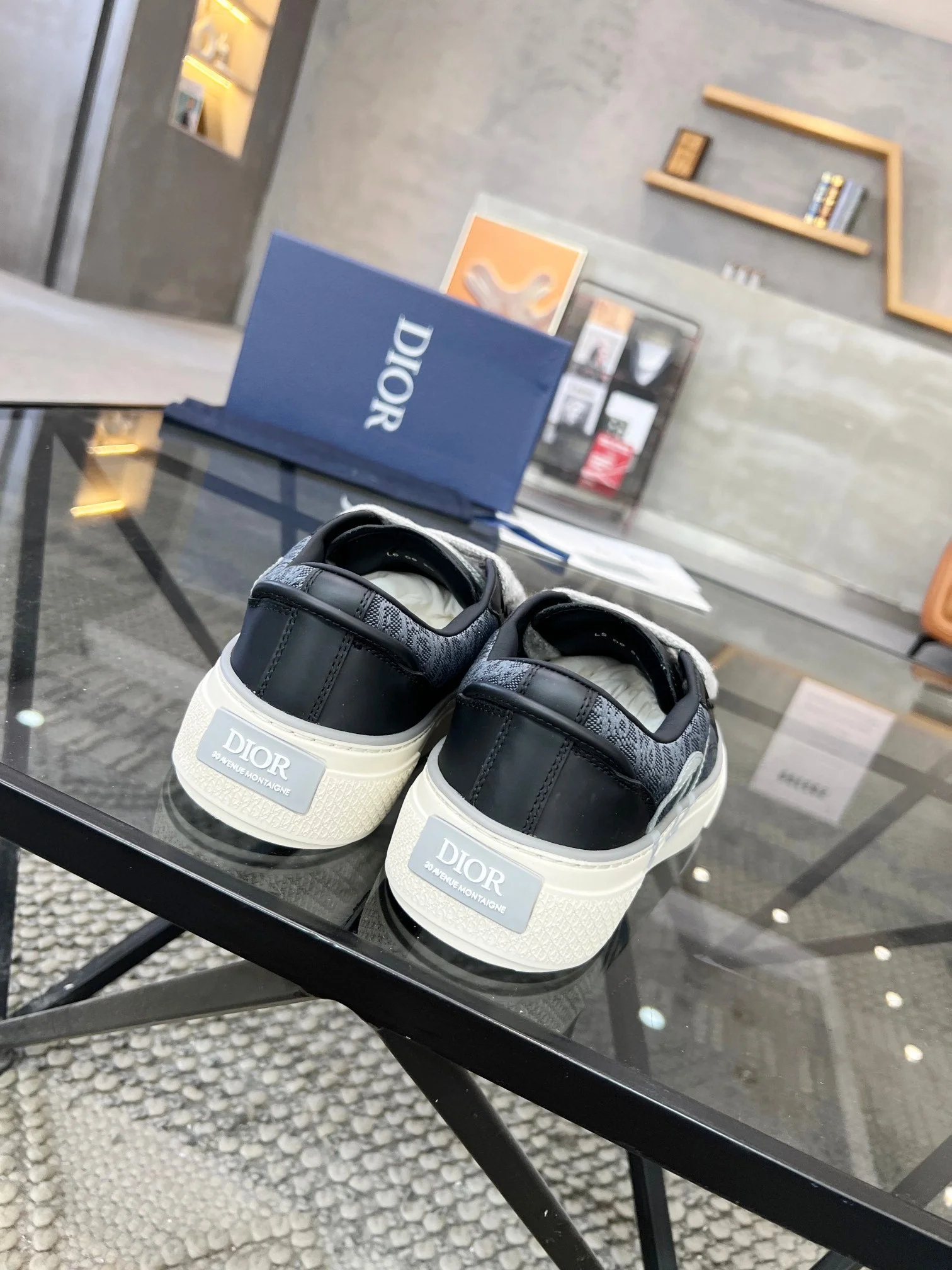 CD sneakers