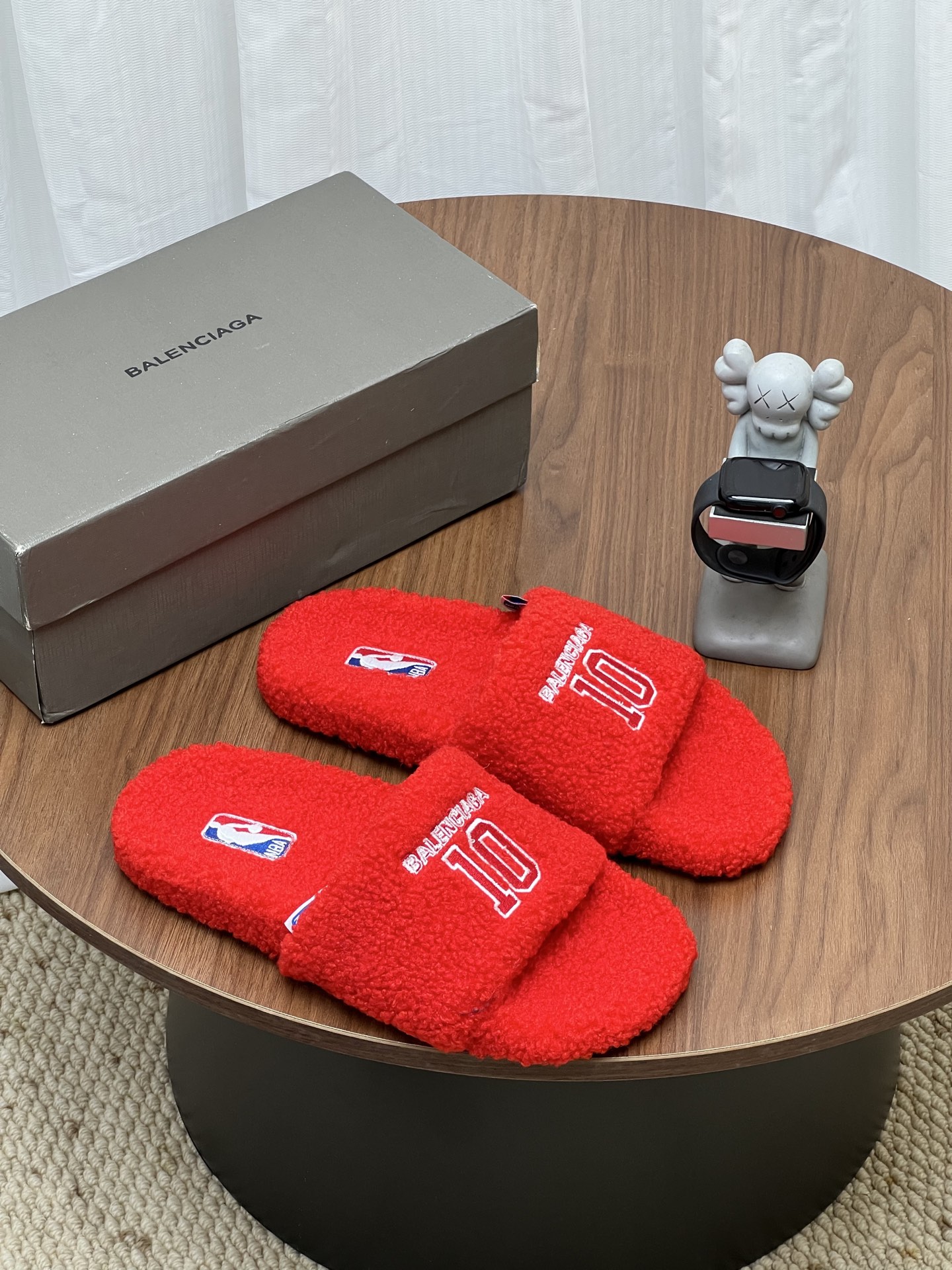 Balen plush slippers