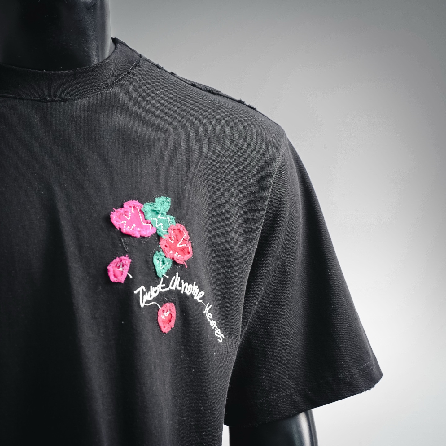 Chrome washed applique t-shirt