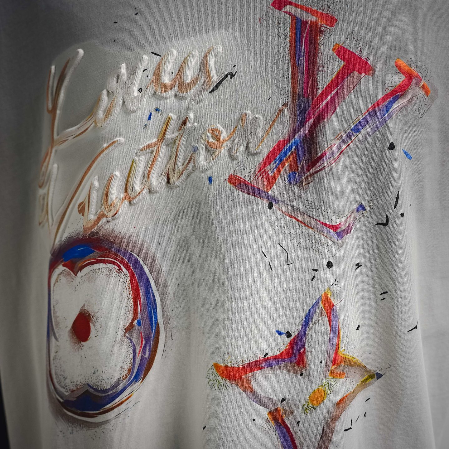 Louis emboosed t-shirt