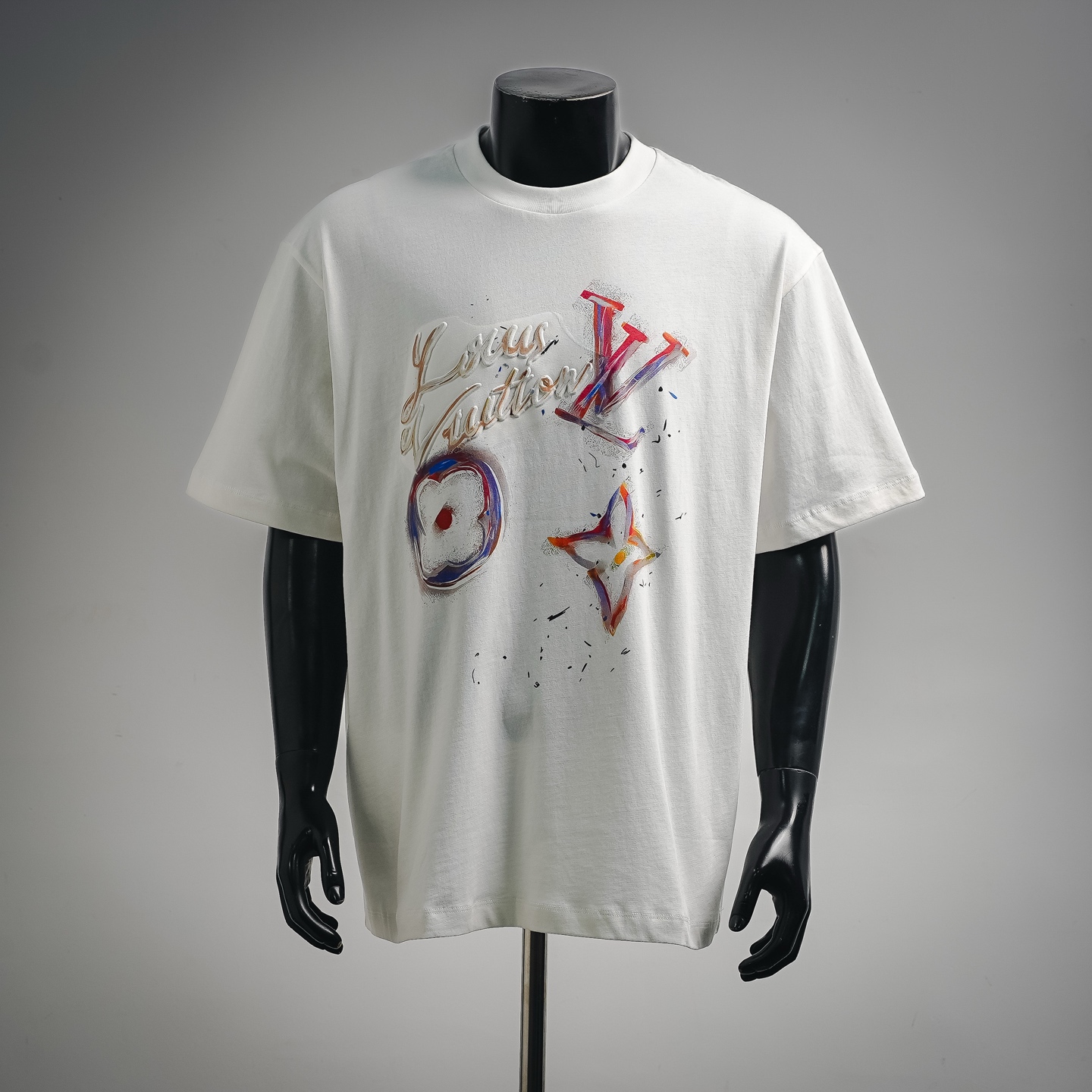 Louis emboosed t-shirt