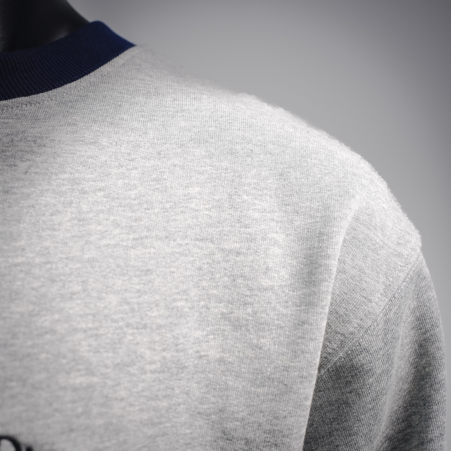 CD splicing sweatshirt