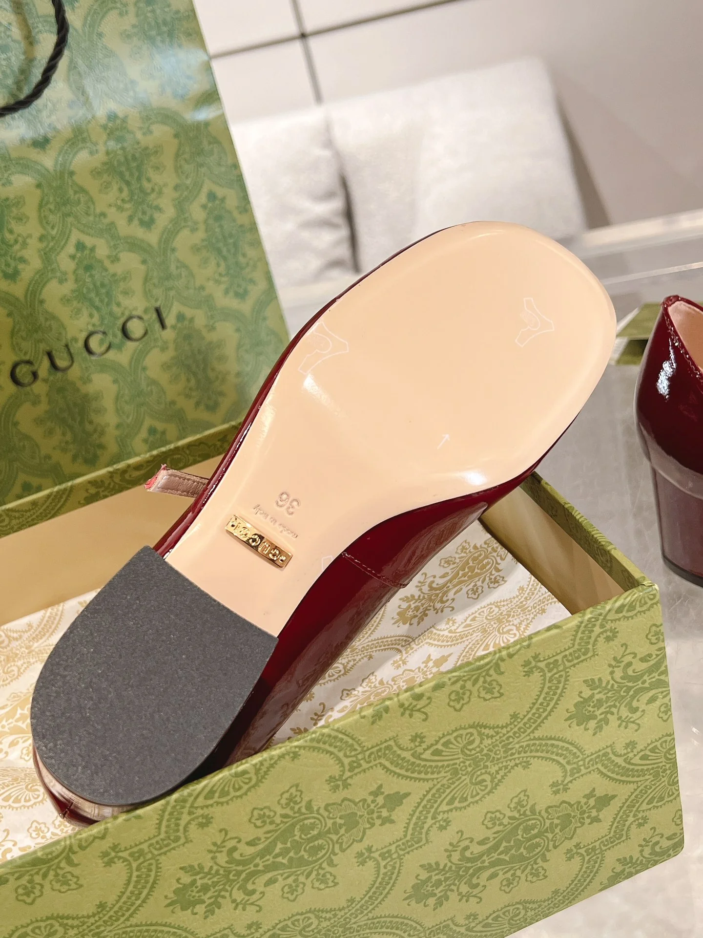 Gucc 26ss chunky heel