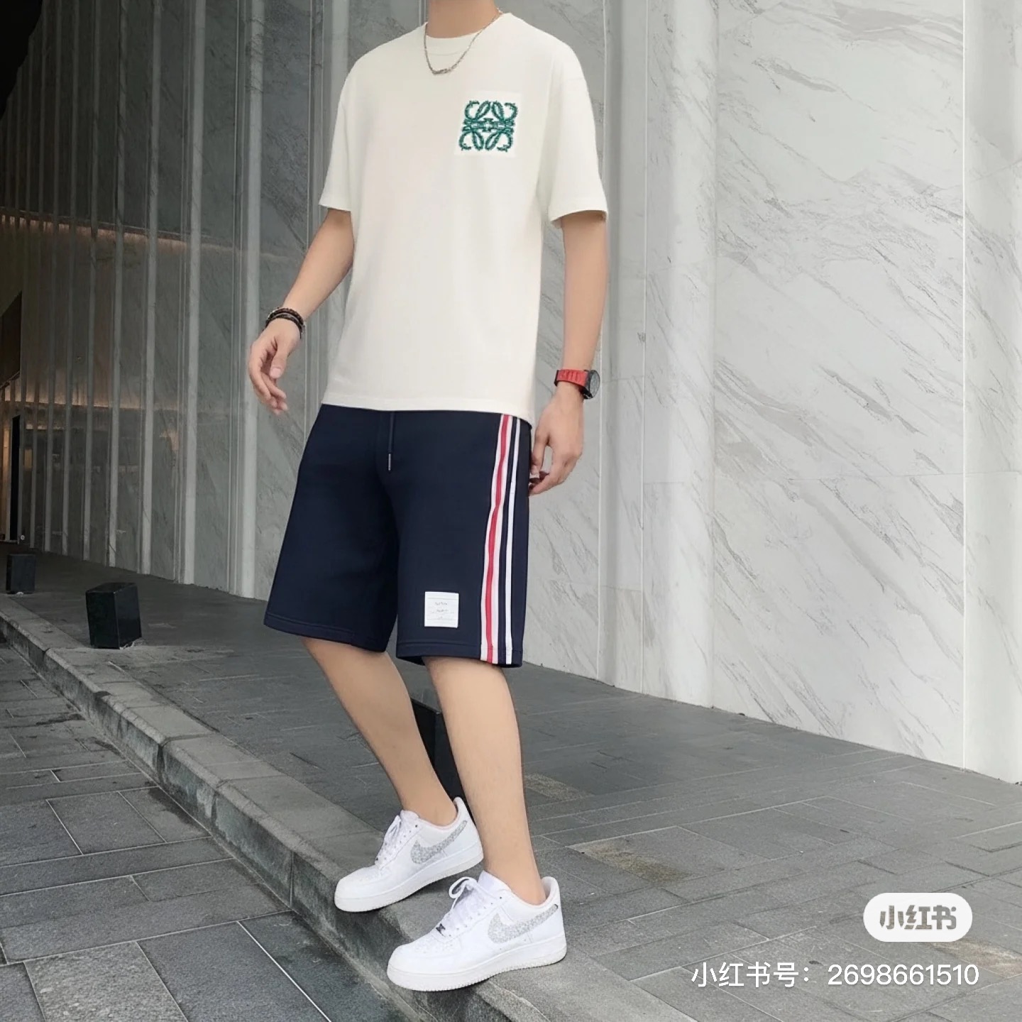 Loe embroidery t-shirt