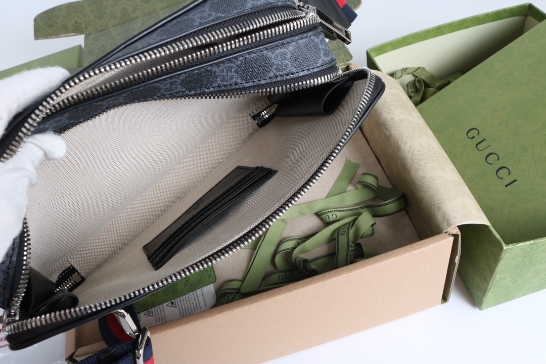 Guc monogram crossbody bag
