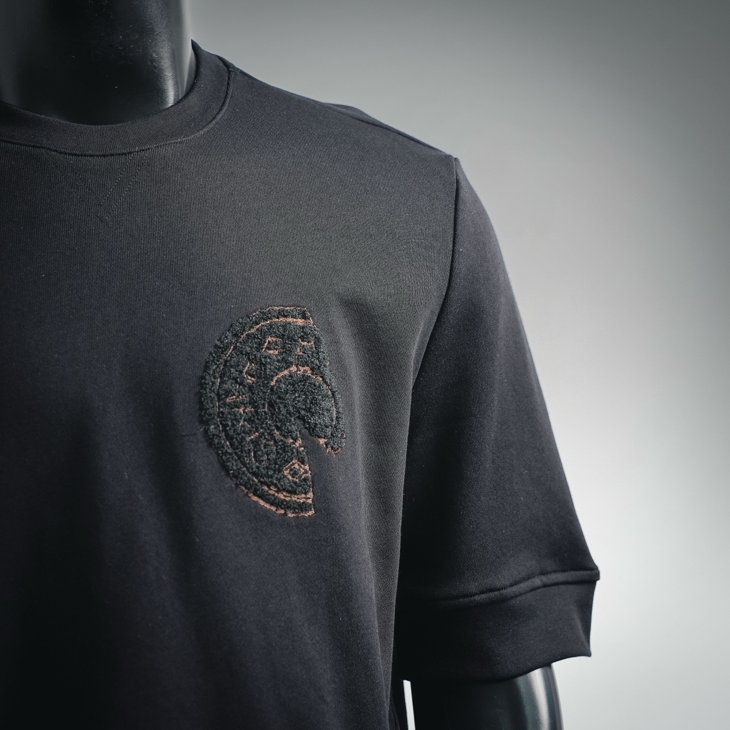 Herm applique t-shirt
