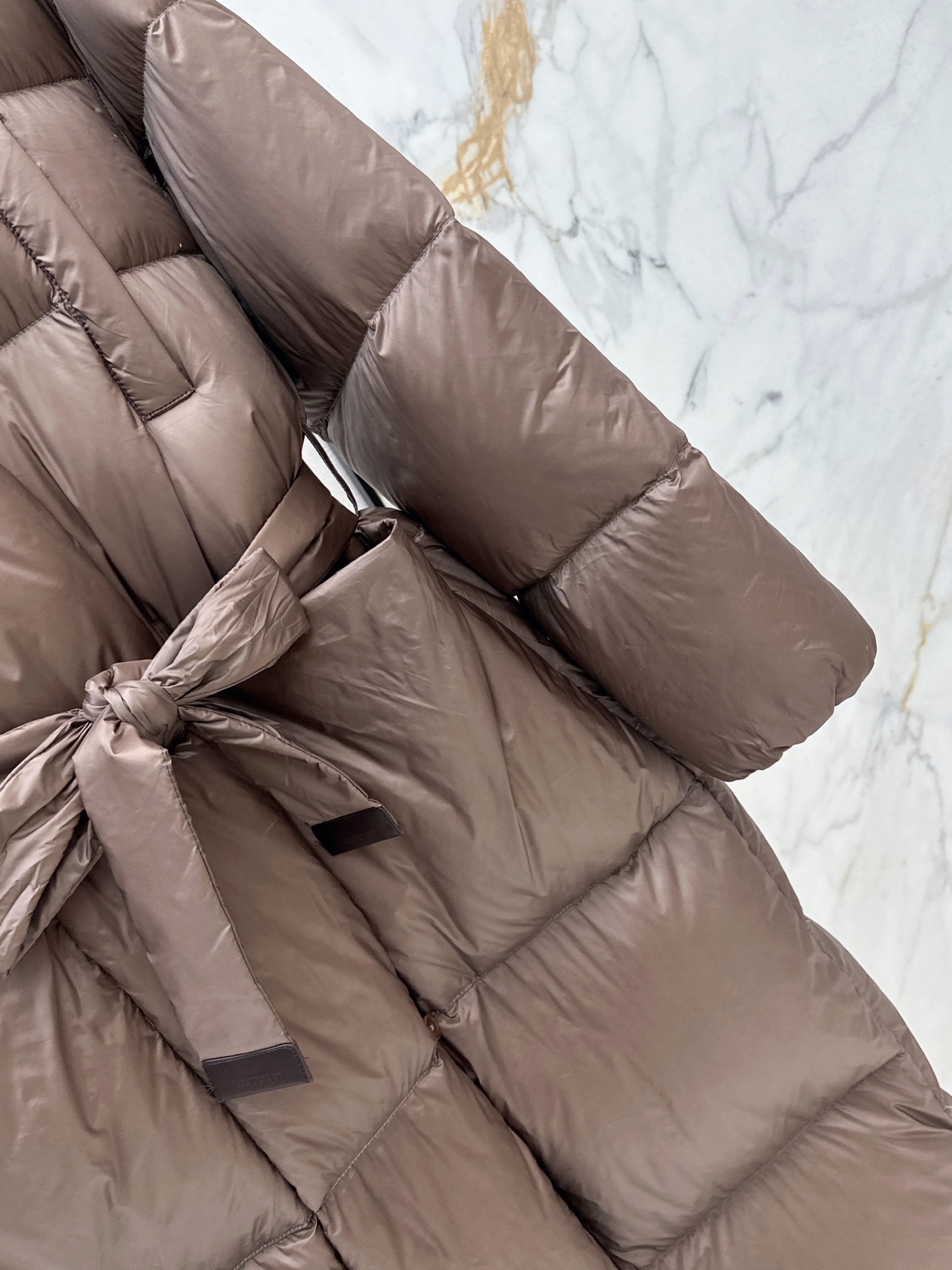Max 26fw long hooded down jacket