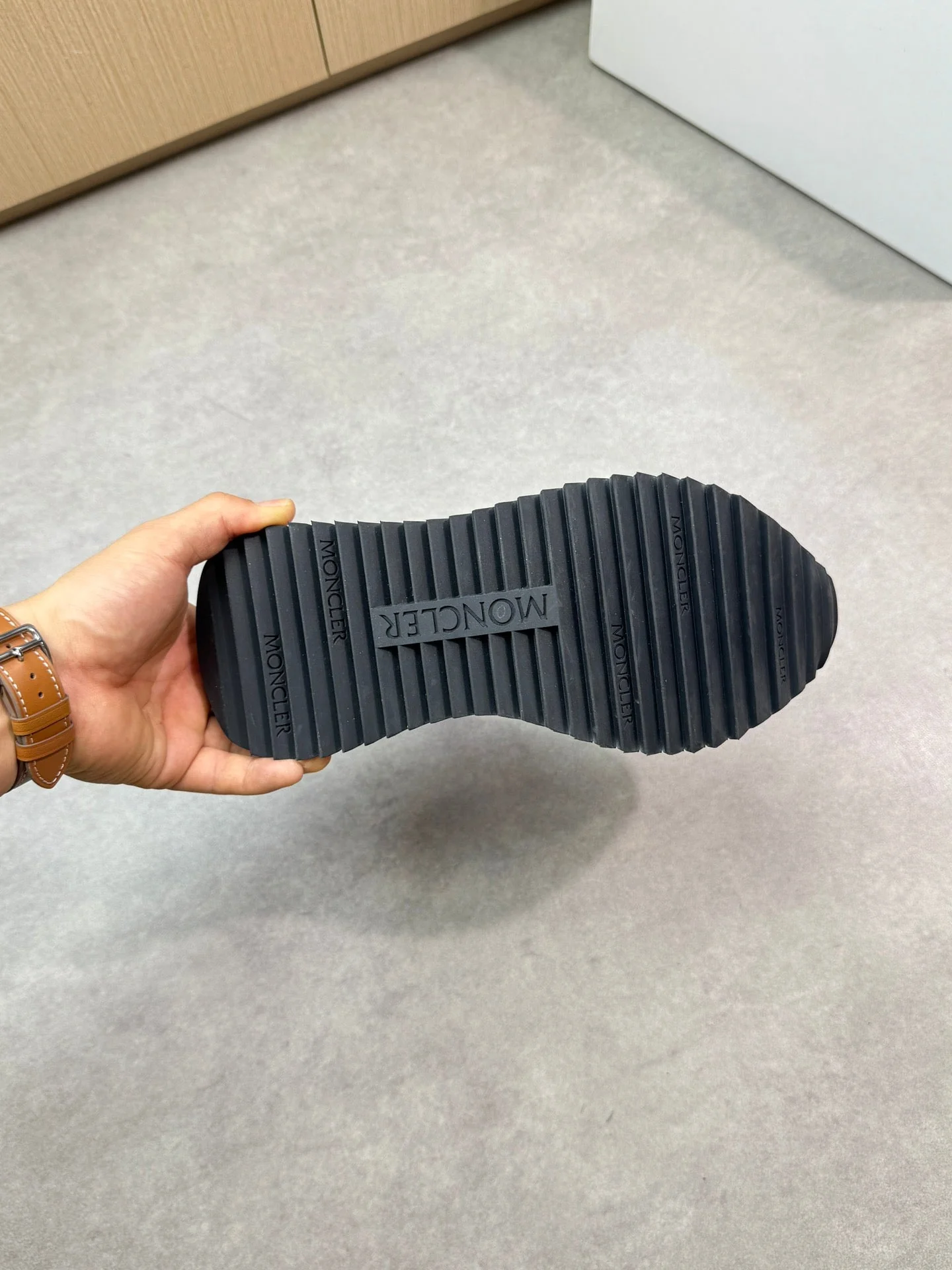 Mon 25ss sneaker
