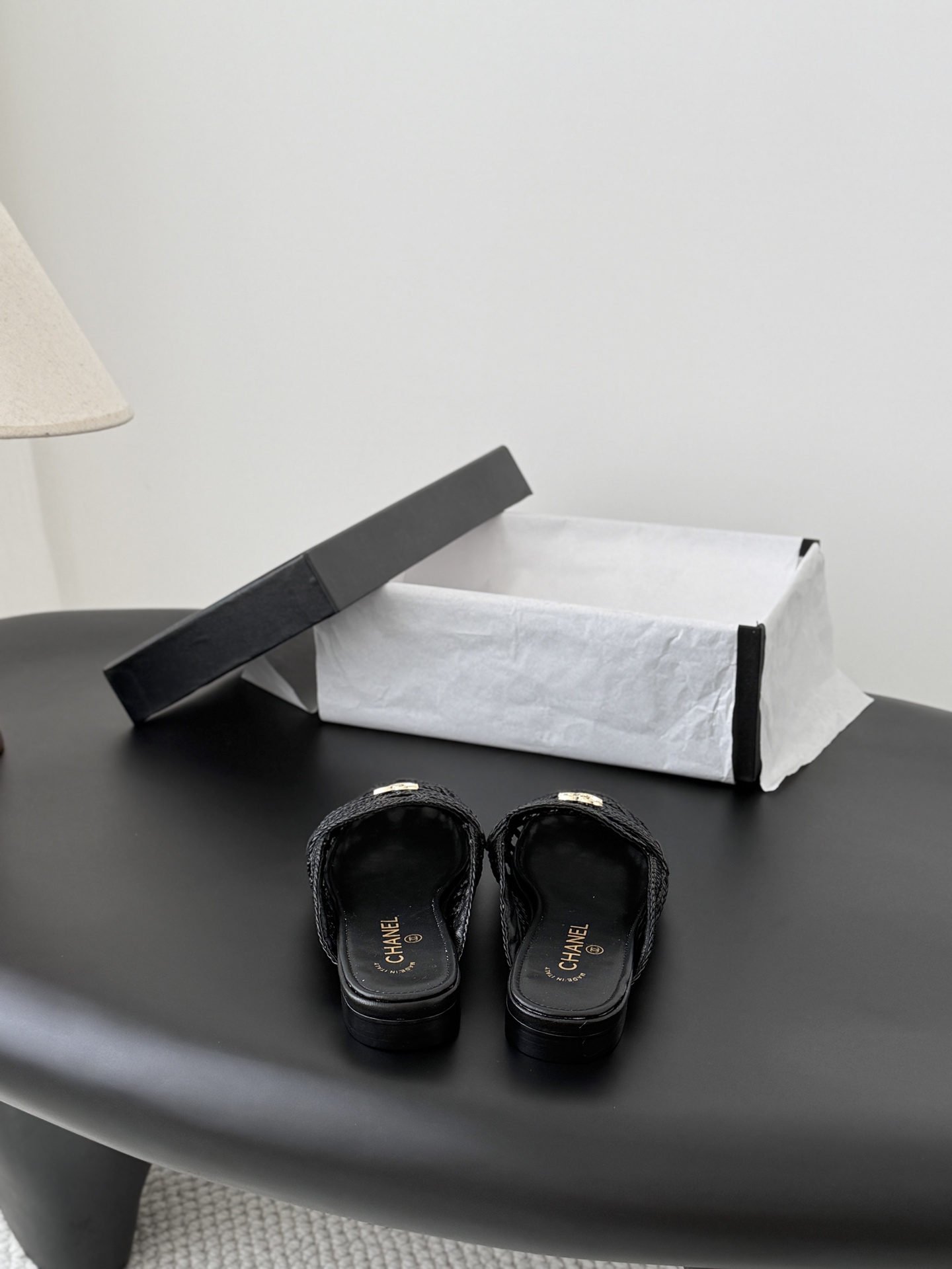 Chan 26ss woven slippers