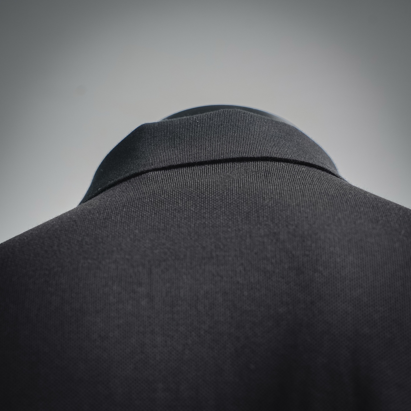 Mon collared Polo