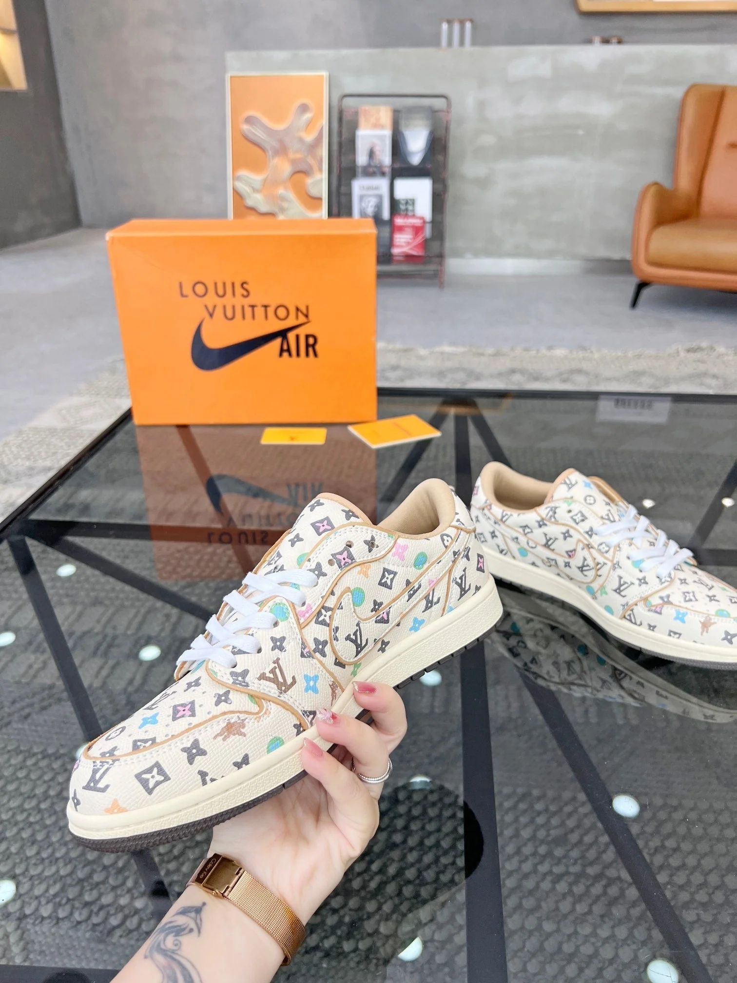 Louis sneakers
