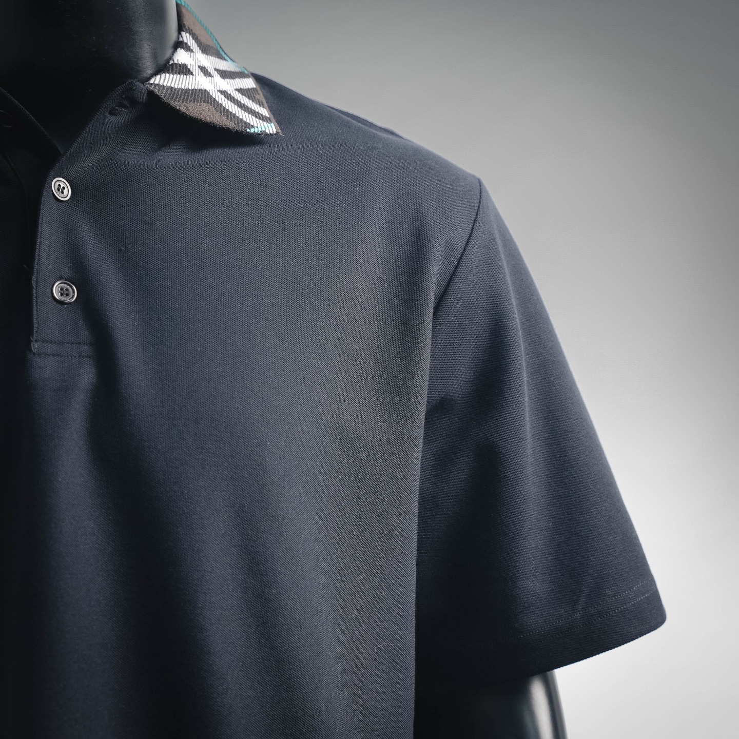 Bur plaid neckline Polo