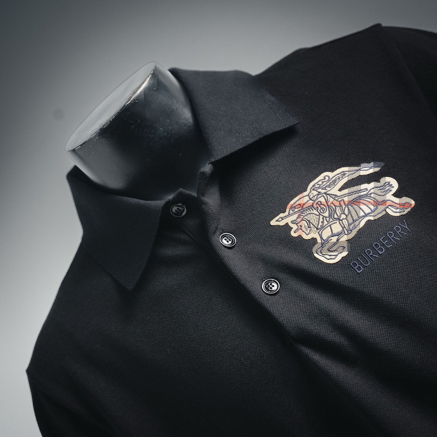 Bur applique t-shirt