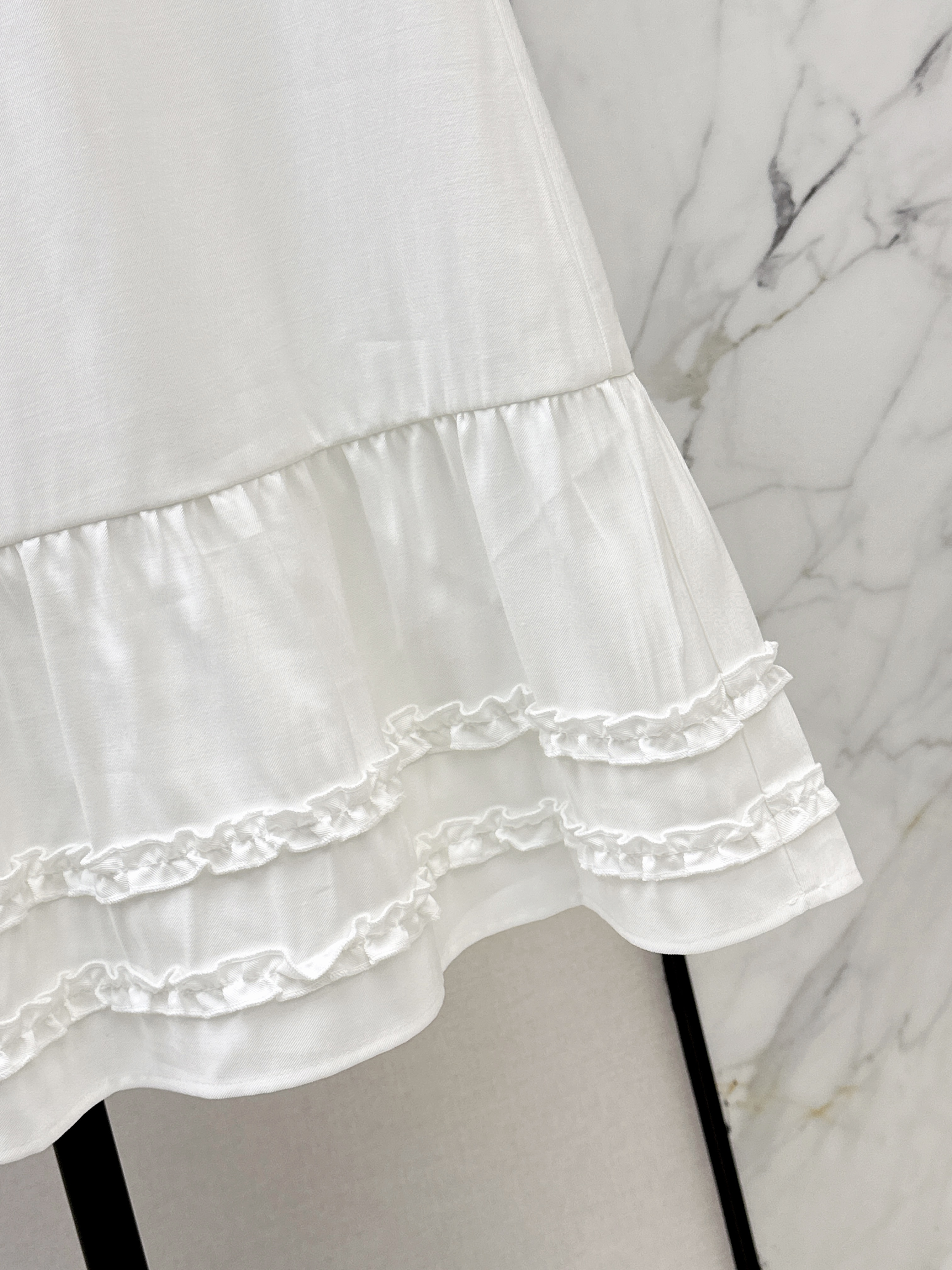 CD 26ss contract dress