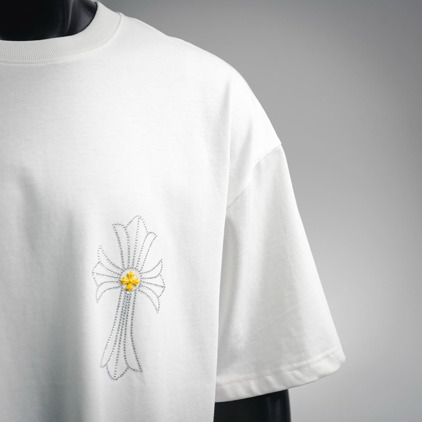Chrome rhinestone t-sihirt