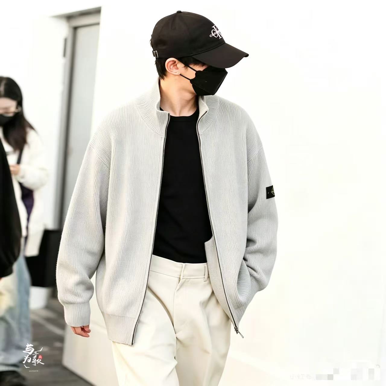 Stone zip-up sweater coat