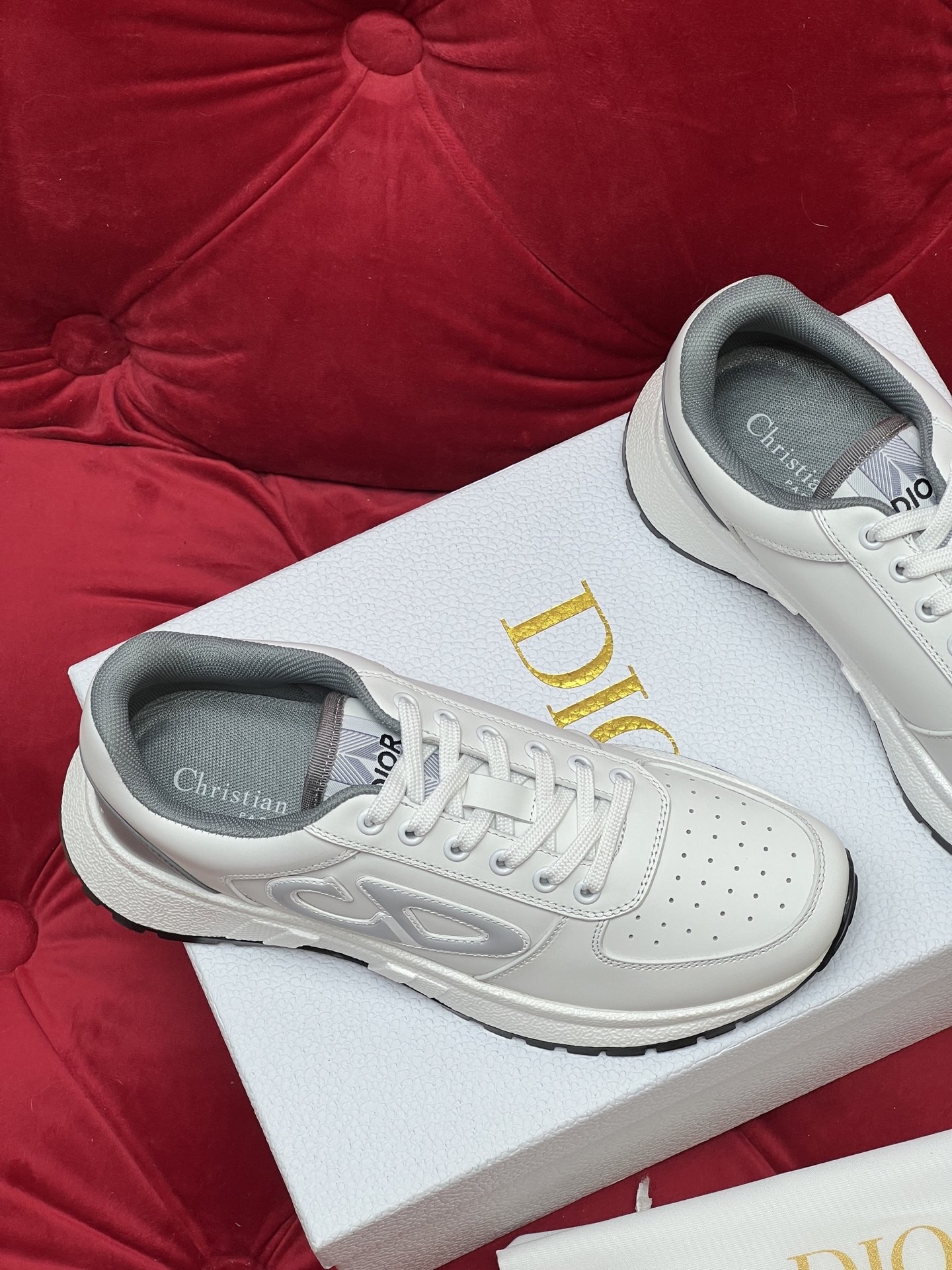 CD casual sneakers