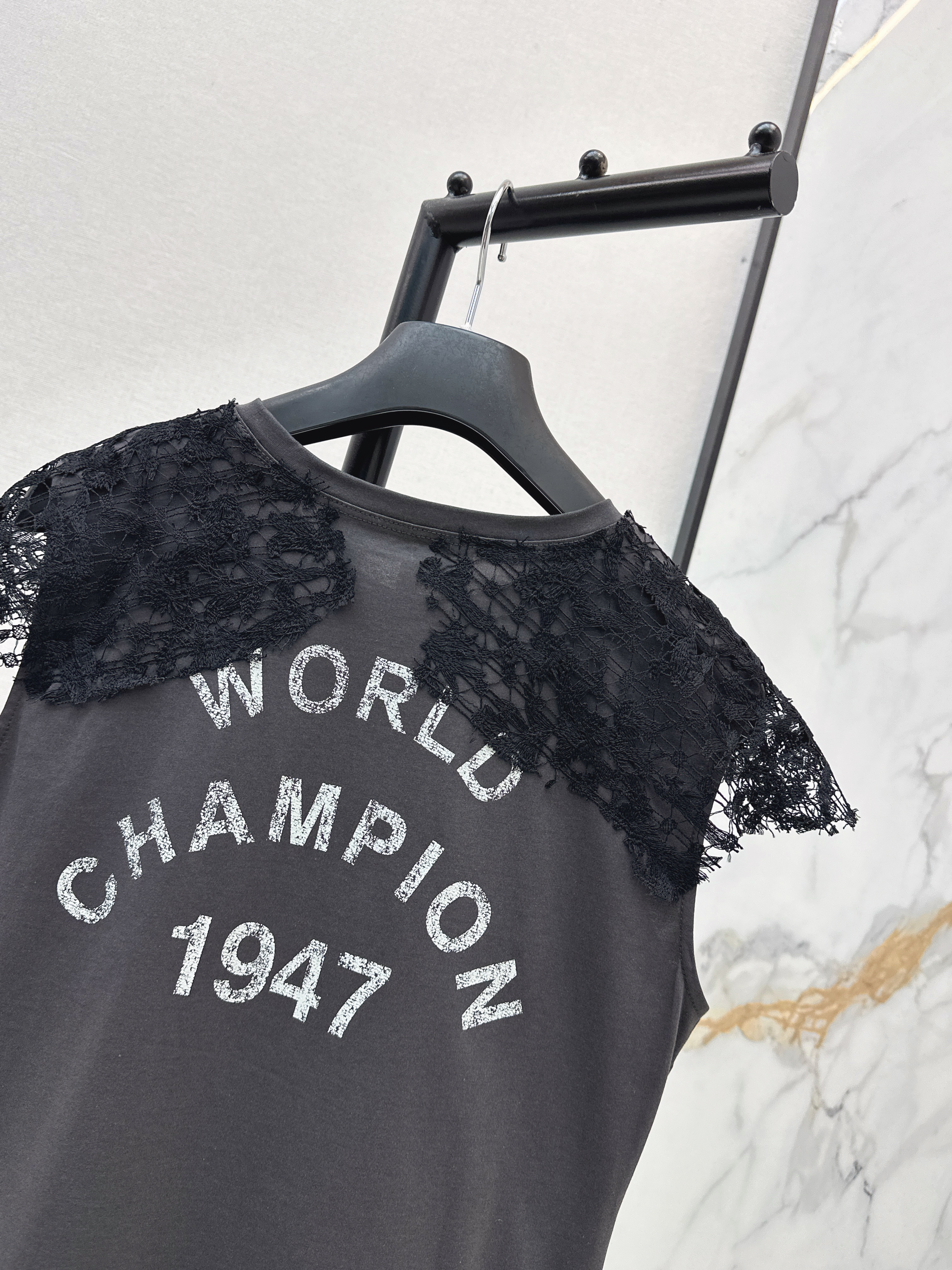CD 26ss contract lace t-shirt