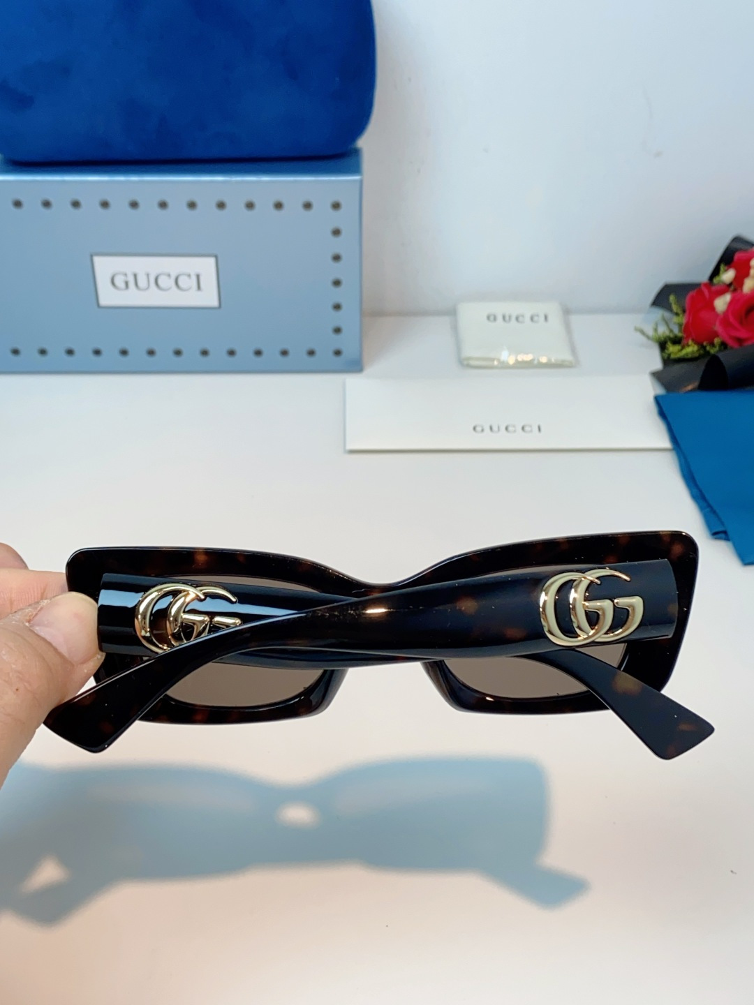 Guc sunglasses
