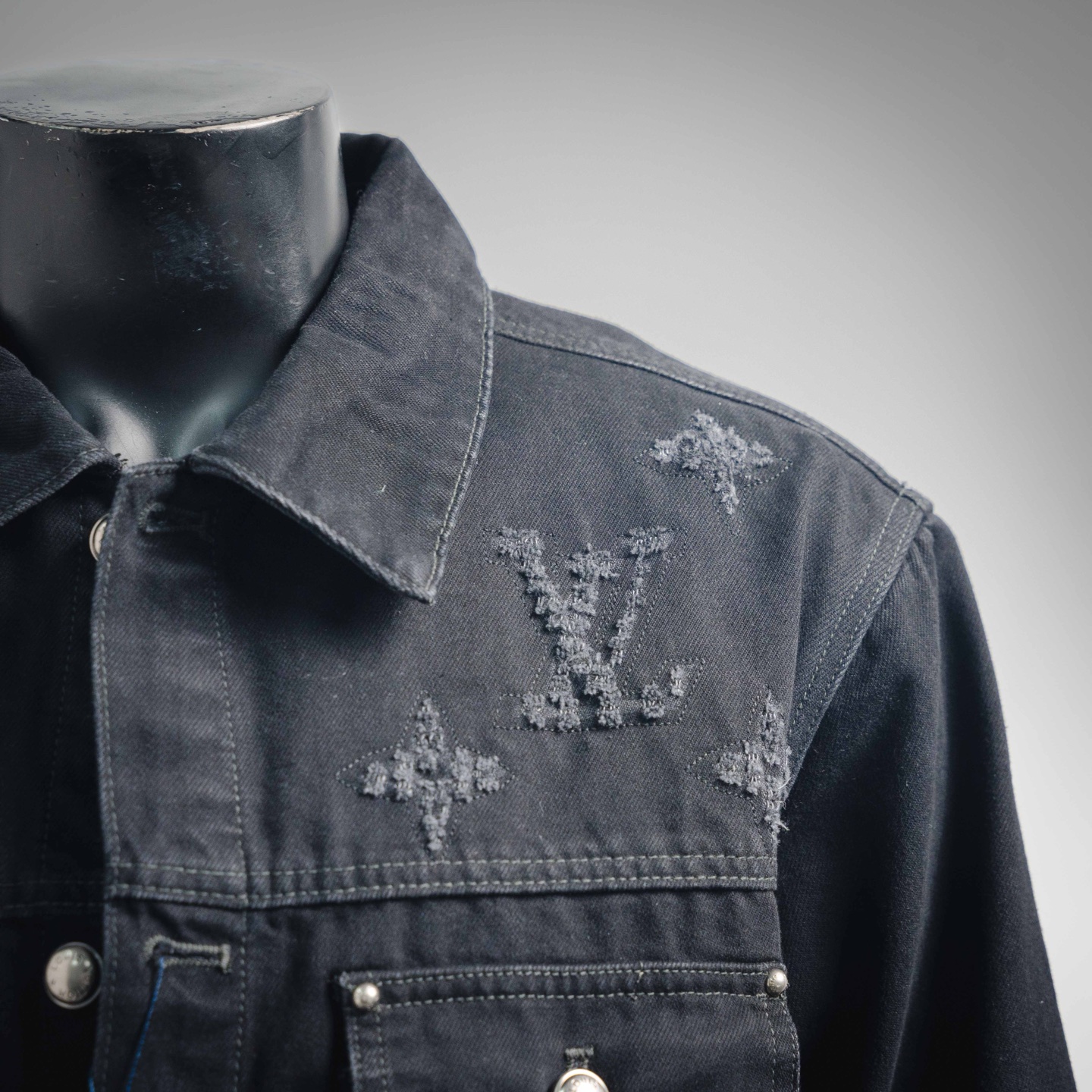 Louis ripped denim jacket