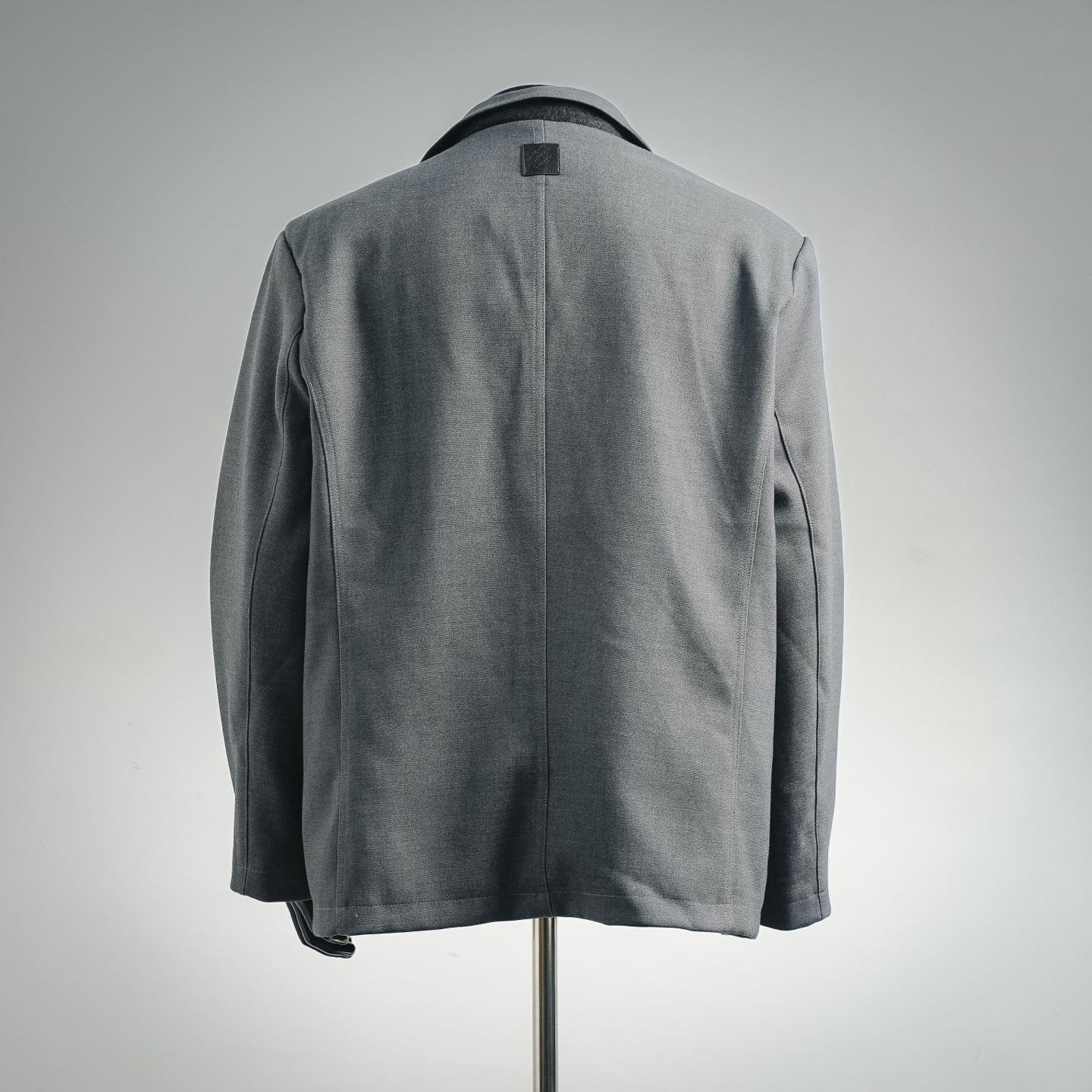 Louis pearl chain jacket