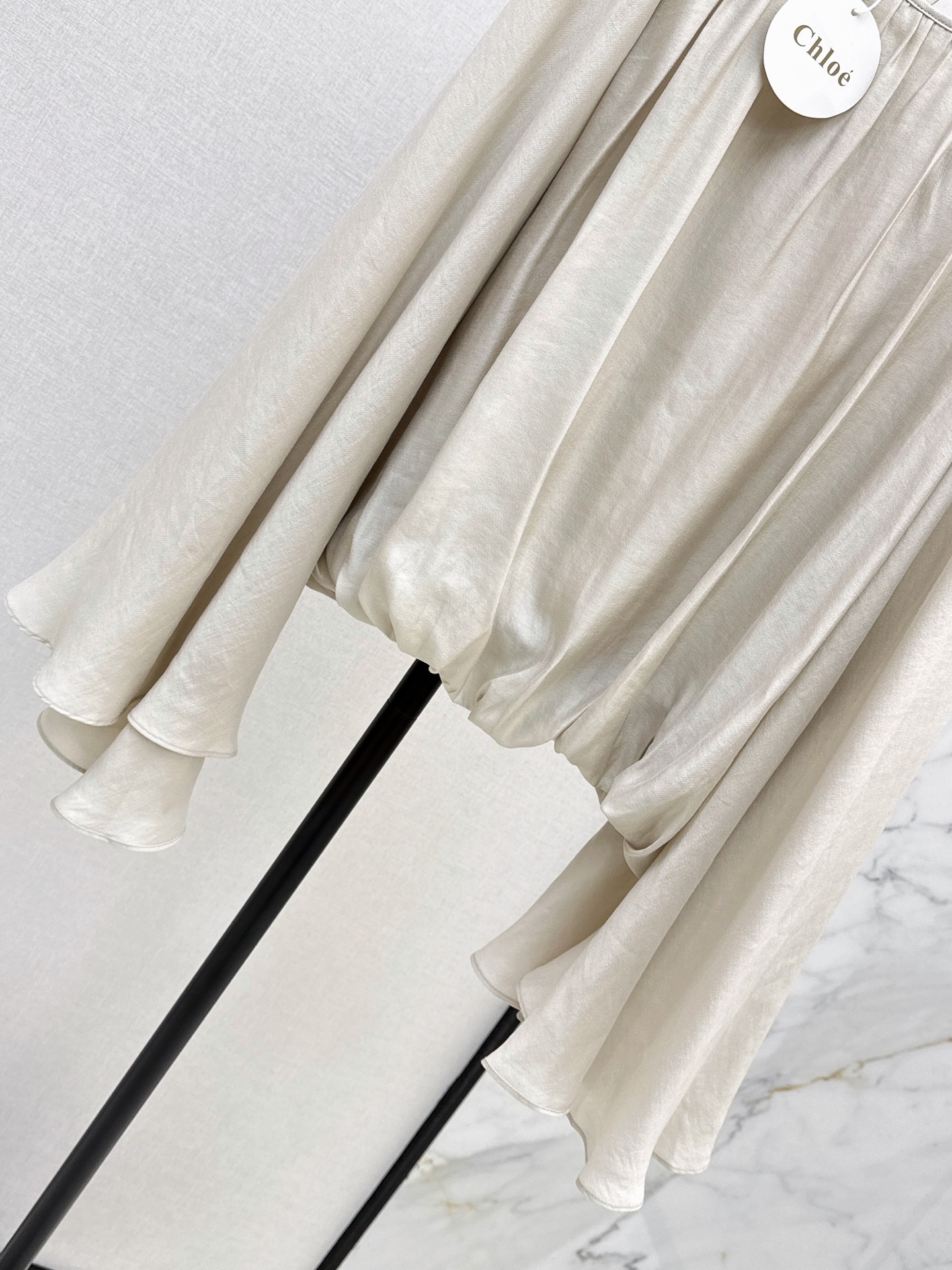 Chol 26ss cape sleeve top