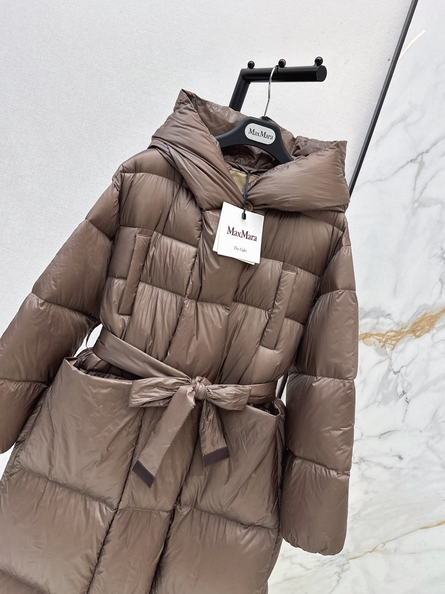 Max 26fw long hooded down jacket