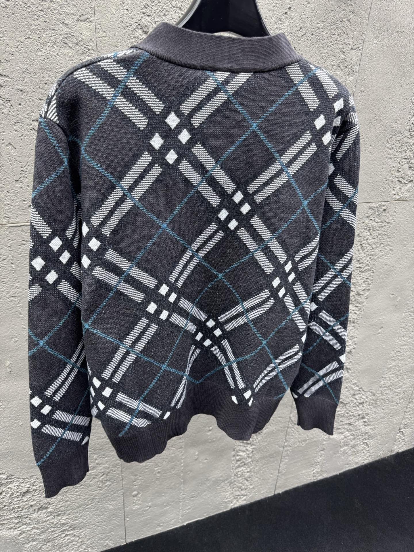 Bur jacquard cardigan