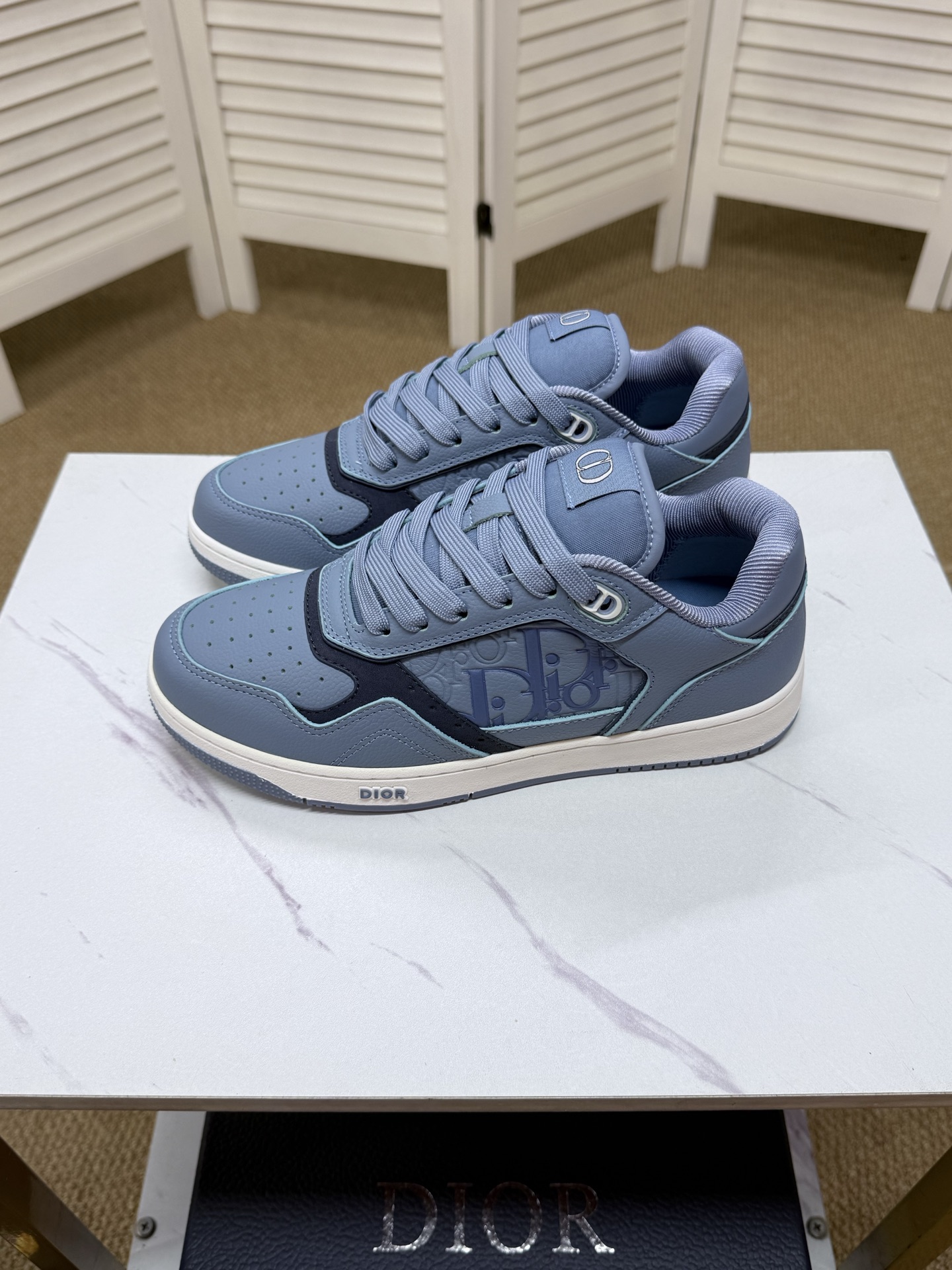 CD sneaker