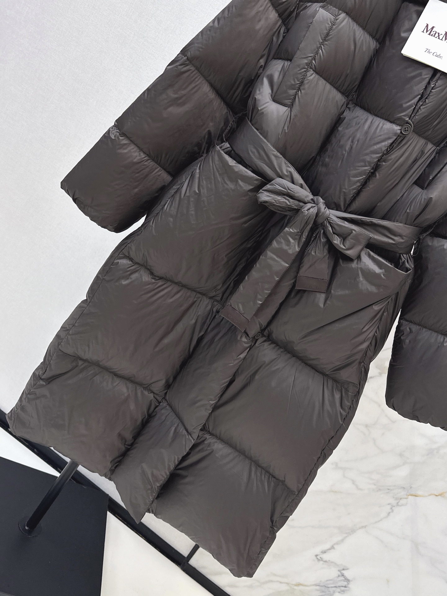 Max 26fw long hooded down jacket