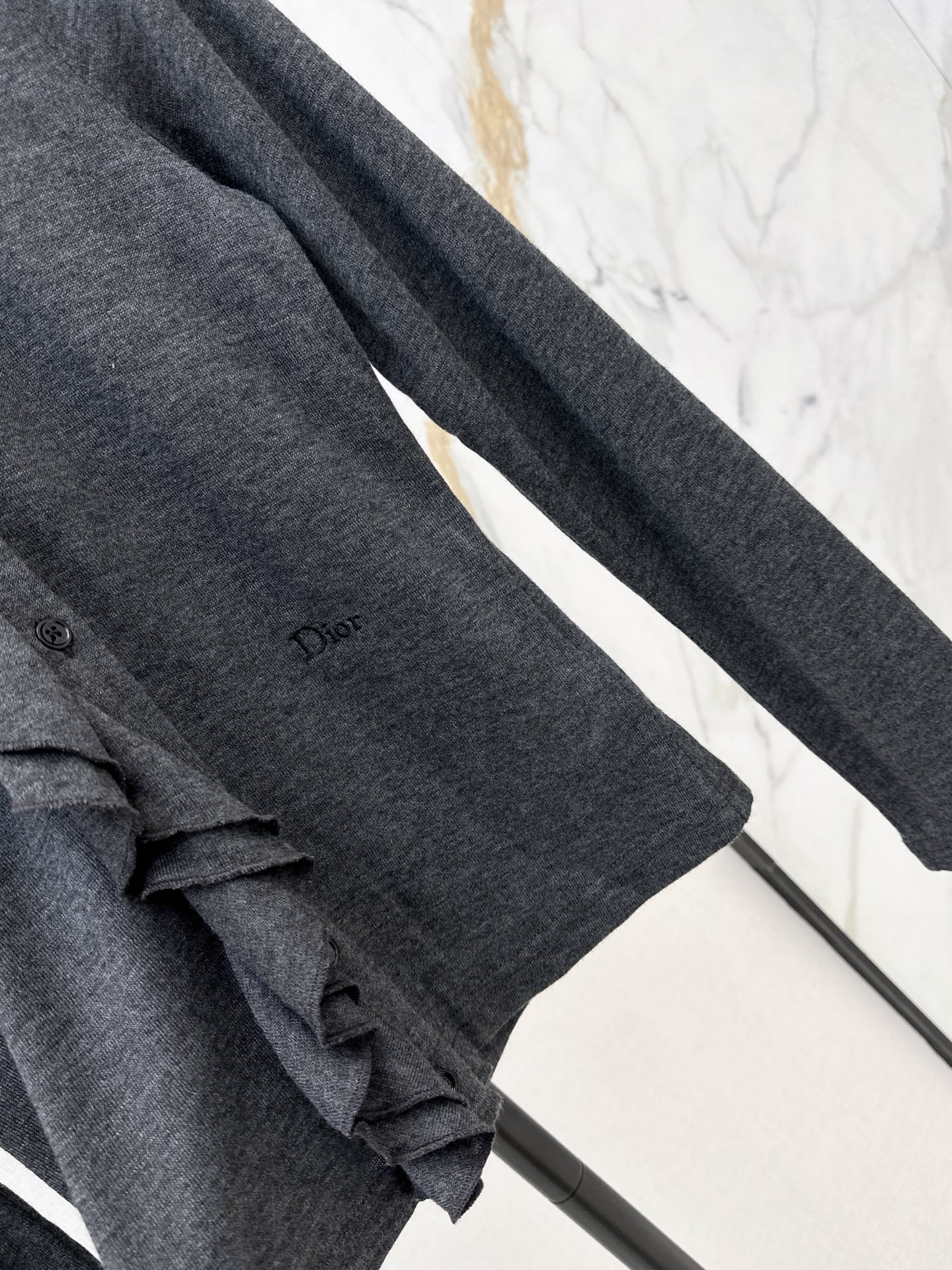 CD 26fw ruffle basic tee