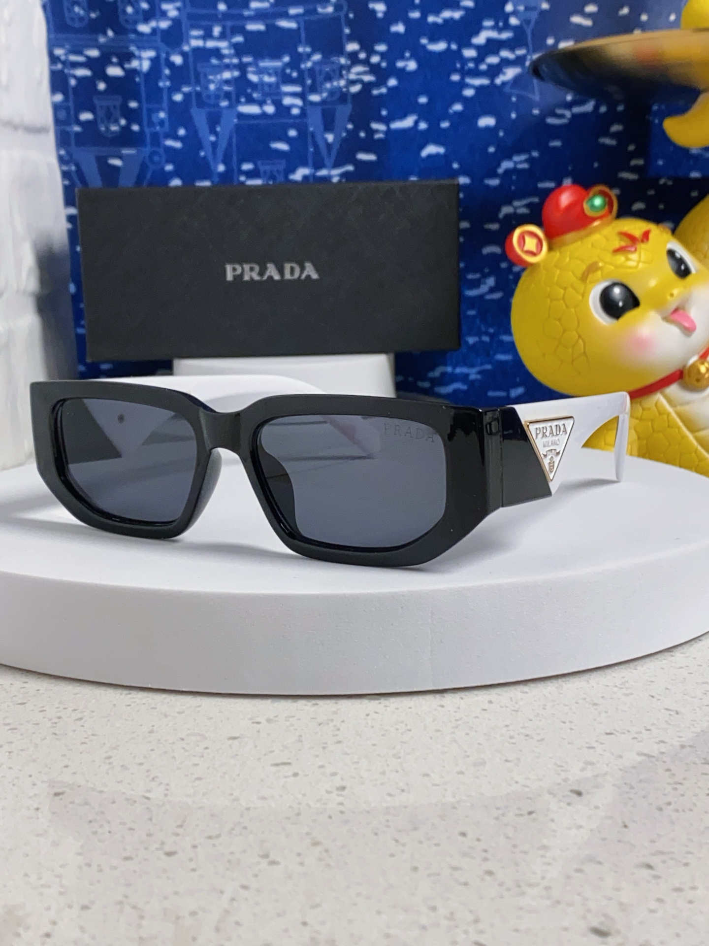 Pra sunglasses