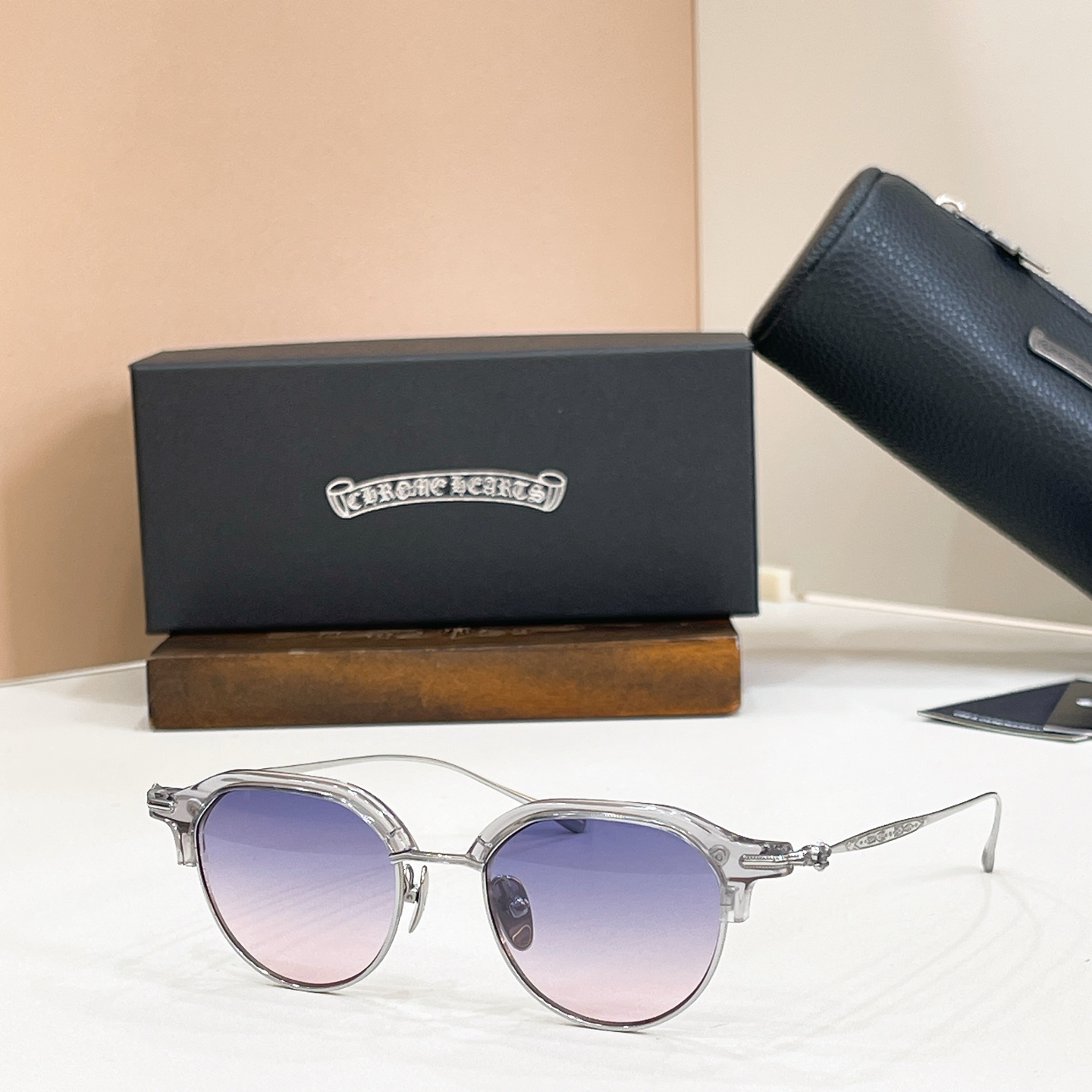 Guc casual sunglasses