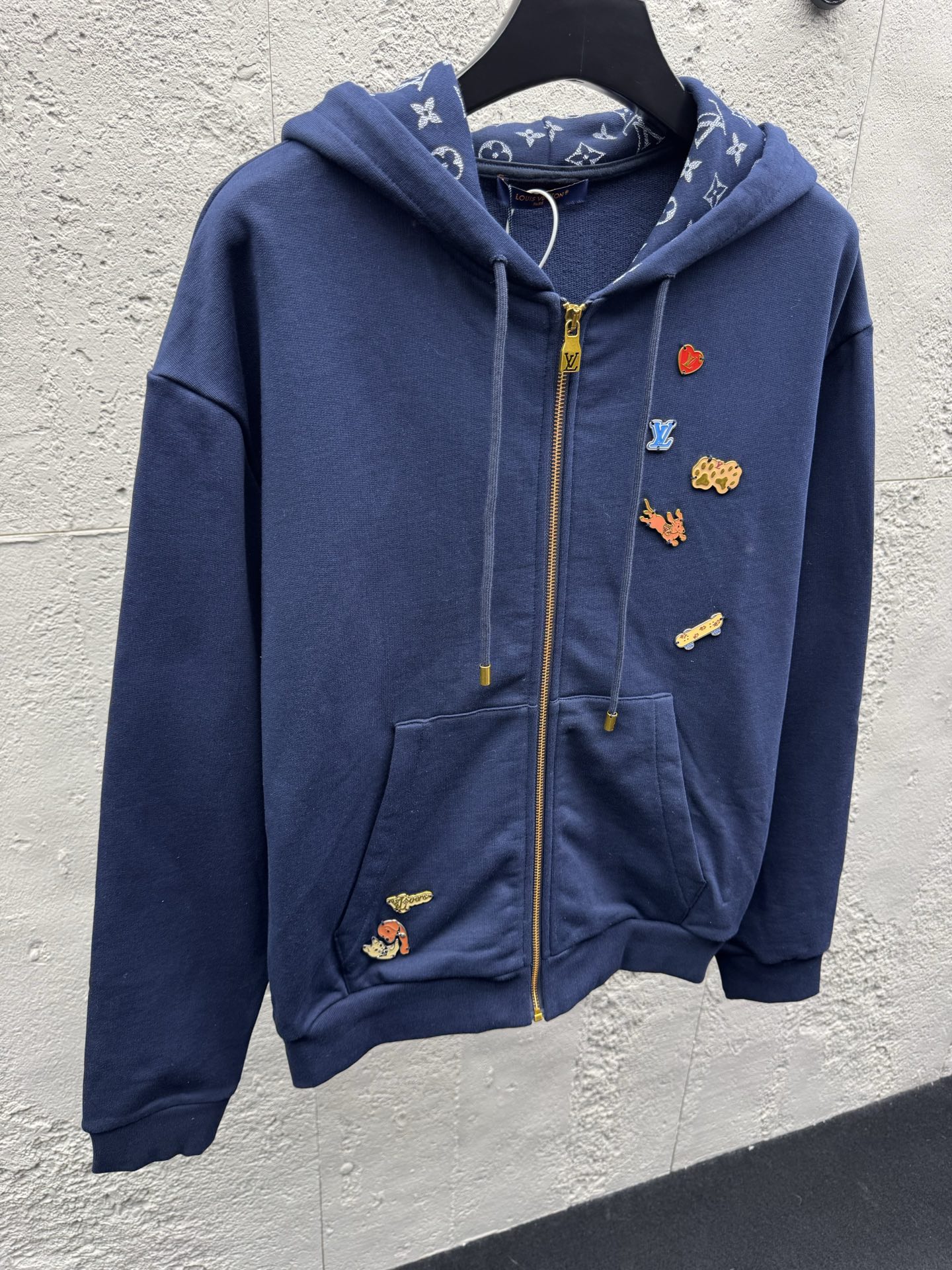Louis logo badge printedjacket