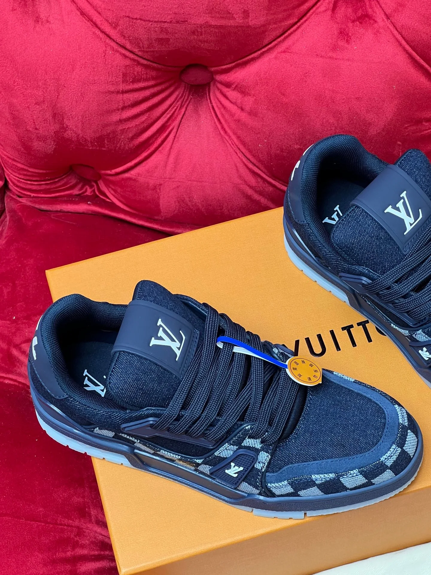 Louis sneakers