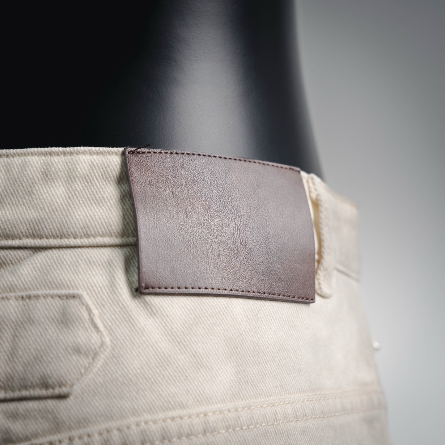 Loe retro straight-leg jeans
